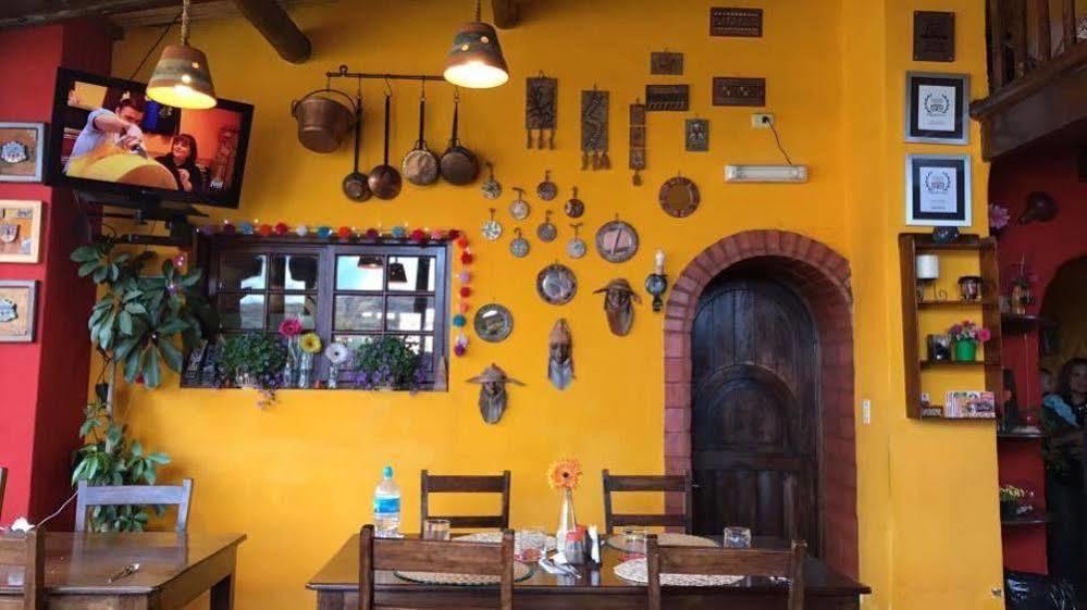 La Casa De Barro Lodge & Restaurant Chincheros  Екстер'єр фото